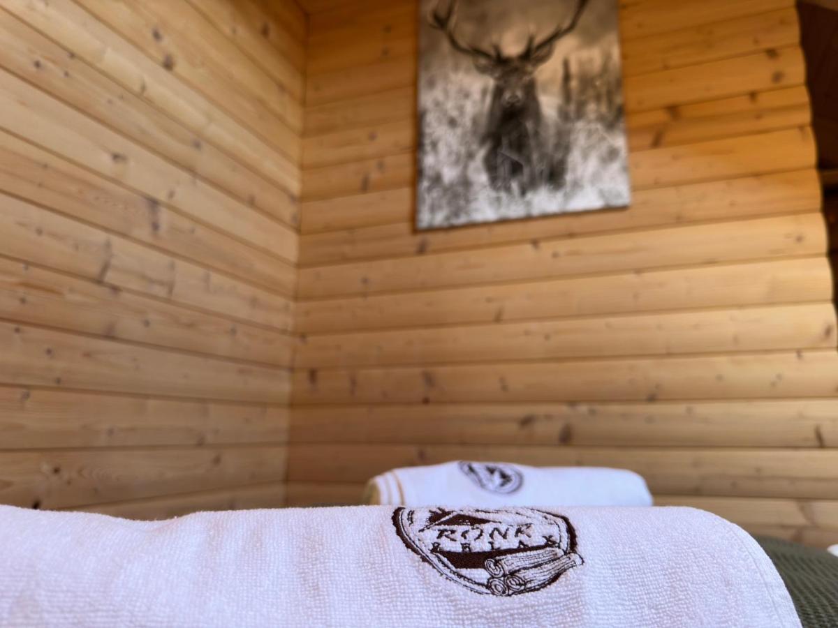 Appartamento Roenk Relax Miskolc Esterno foto