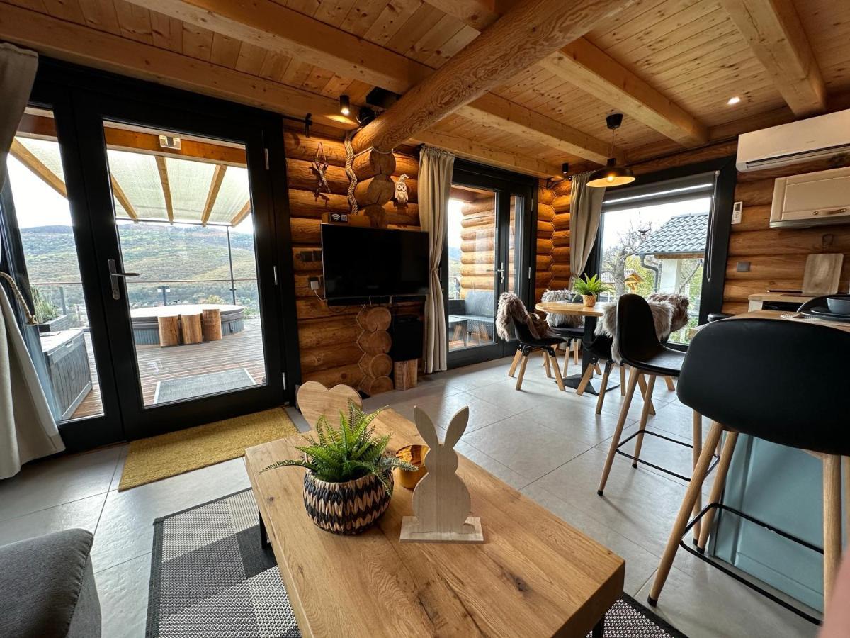 Appartamento Roenk Relax Miskolc Esterno foto