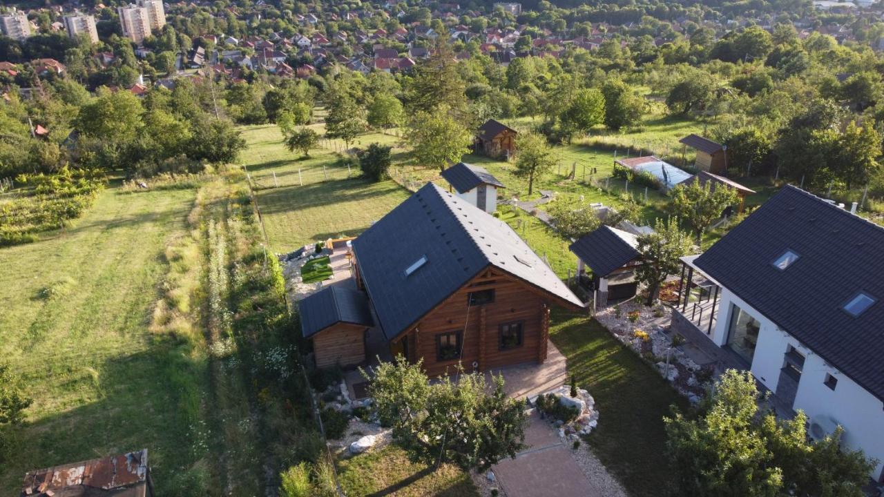 Appartamento Roenk Relax Miskolc Esterno foto