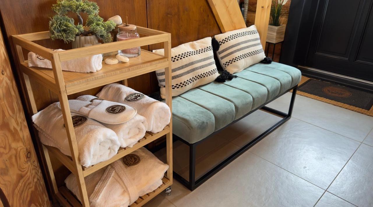 Appartamento Roenk Relax Miskolc Esterno foto